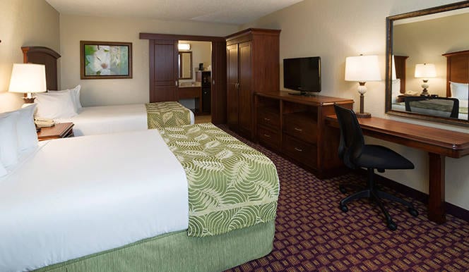 Rosen Inn International -  Deluxe Double Room With Two Double Beds Close View